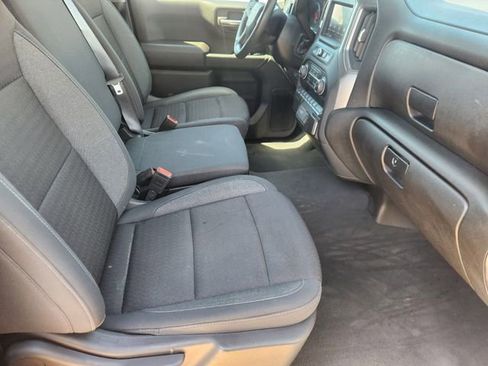 Used 2024 Chevrolet Silverado 1500 Custom image 13