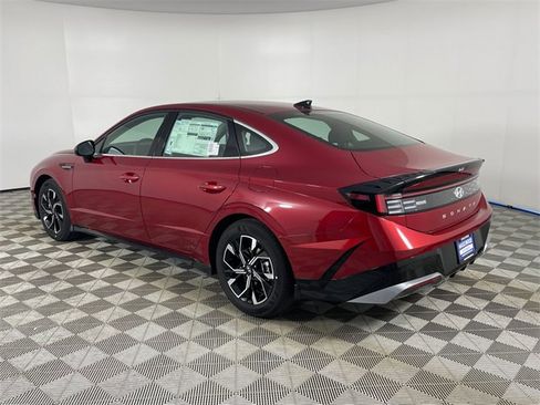 New 2025 Hyundai Sonata SEL image 5