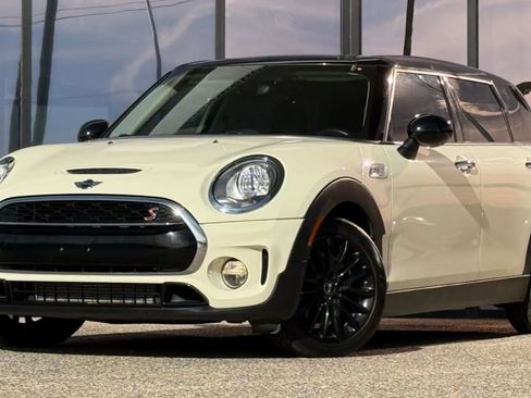 Used 2017 MINI Cooper Clubman S image 3