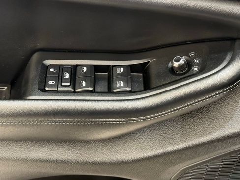 Used 2024 Jeep Grand Cherokee L Limited w/ Luxury Tech Group II image 32