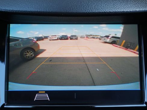 Used 2022 Chevrolet Trax LS w/ Tint and Cruise Package image 16