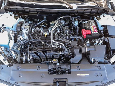 Used 2023 Nissan Altima 2.5 SR FWD image 28
