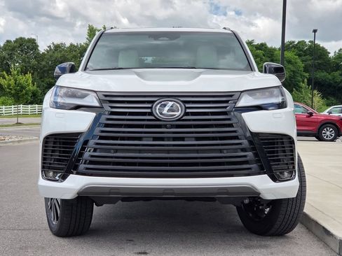 New 2026 Lexus LX 600 4WD w/ Luxury Package image 3