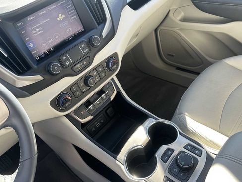 Used 2022 GMC Terrain Denali w/ Denali Premium Package image 15