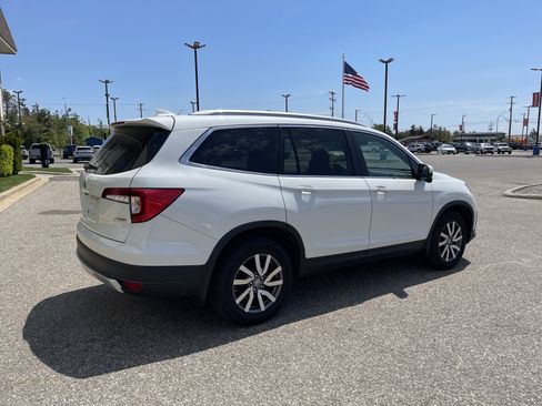 Used 2022 Honda Pilot Black Edition image 4