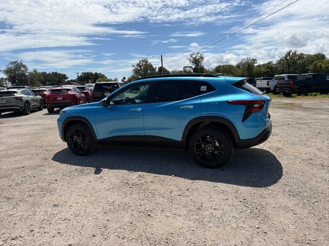 New 2026 Chevrolet Trax LT w/ Midnight Edition FWD image 6
