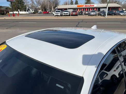 Used 2019 Honda Accord Sport image 9