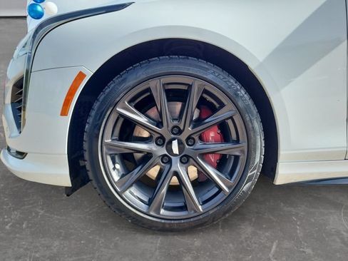 Used 2020 Cadillac CT4 V w/ Climate Package AWD/4WD image 9