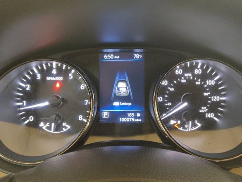 Used 2020 Nissan Rogue SL FWD image 23