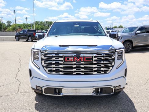 New 2026 GMC Sierra 1500 Denali w/ Denali Reserve Package AWD/4WD image 32