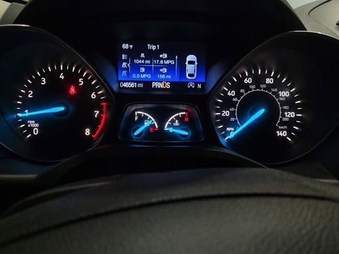 Used 2017 Ford Escape SE w/ Equipment Group 201A image 23