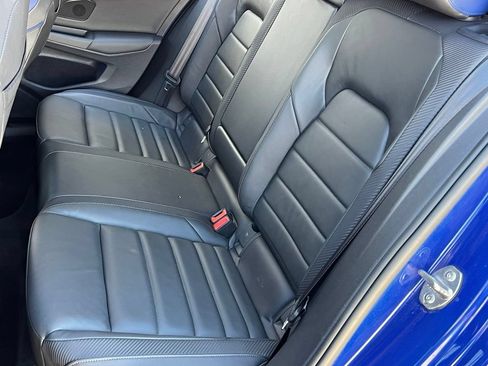 Used 2022 Volkswagen Golf R AWD/4WD image 19
