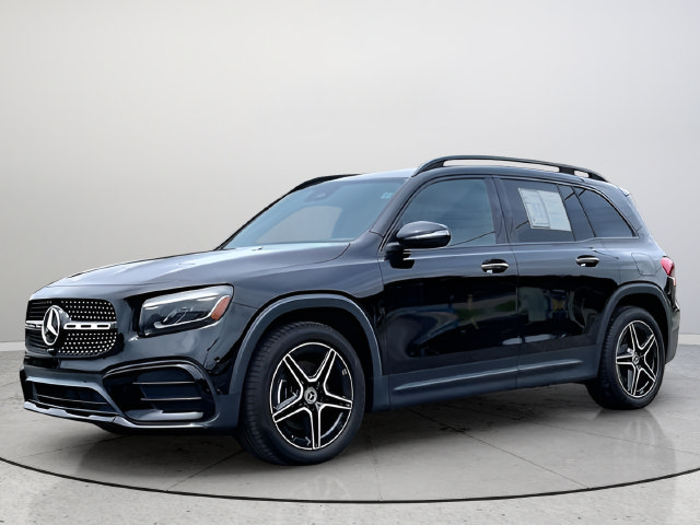 Used 2024 Mercedes-Benz GLB 250 image 3