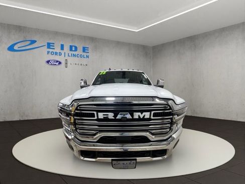 Used 2025 RAM 3500 Laramie w/ Max Tow Package AWD/4WD image 6