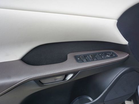 Used 2023 Lexus RX 350 Premium w/ Accessory Package (Z1) FWD image 4