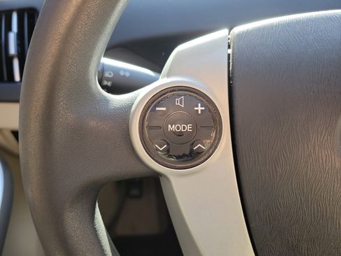 Used 2010 Toyota Prius Two FWD image 25
