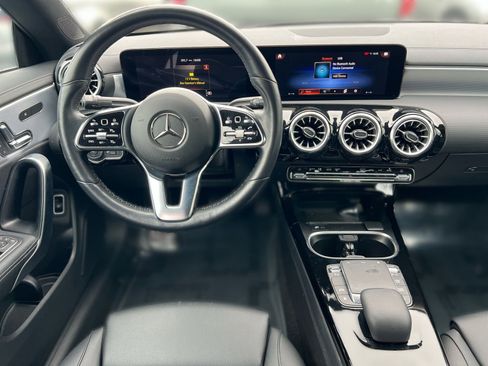 Used 2023 Mercedes-Benz CLA 250 4MATIC image 18