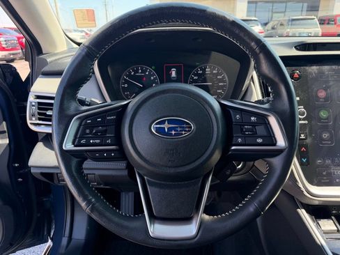 Used 2025 Subaru Outback Limited AWD/4WD image 24