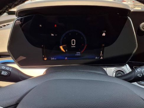 New 2026 Chevrolet Trax LT w/ LT Convenience Package FWD image 20