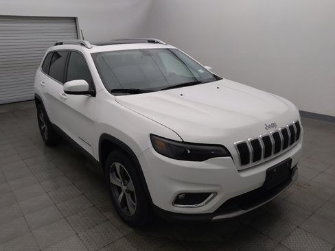 Used 2019 Jeep Cherokee Limited AWD/4WD image 13