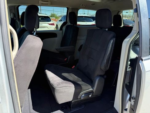 Used 2011 Chrysler Town & Country Touring w/ Entertainment Group #1 image 23