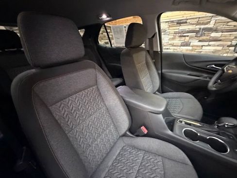 Used 2024 Chevrolet Equinox LT AWD/4WD image 16