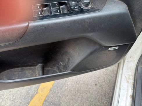 Used 2018 MAZDA CX-5 Touring w/ Preferred Equipment Package image 6