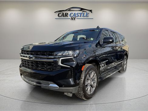 Used 2023 Chevrolet Suburban LS w/ Driver Alert Package image 6