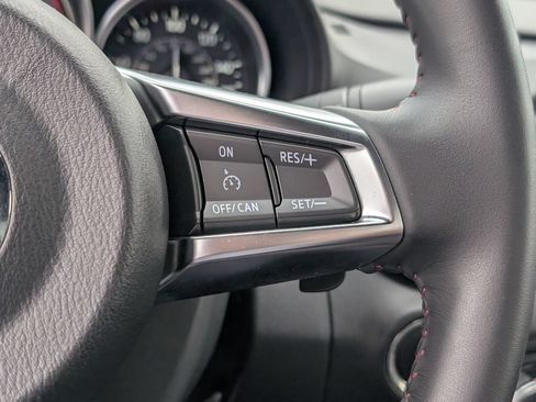 Used 2018 MAZDA MX-5 Miata Grand Touring RWD image 19