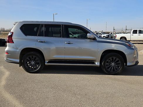 Used 2020 Lexus GX 460 Premium image 5