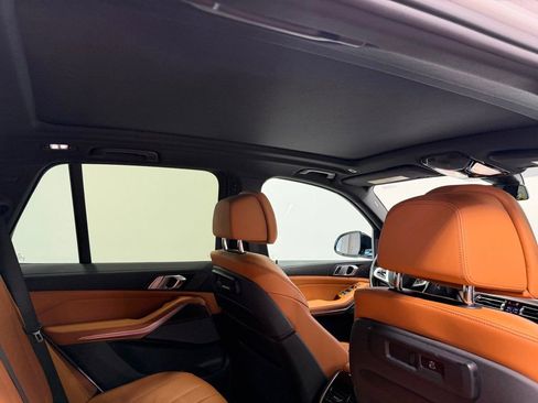 Used 2020 BMW X5 xDrive40i w/ M Sport Package image 36