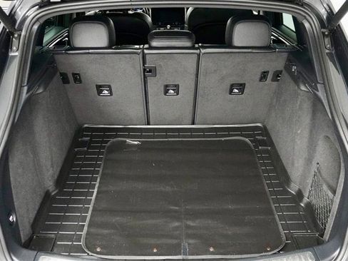 Used 2018 Porsche Macan image 51