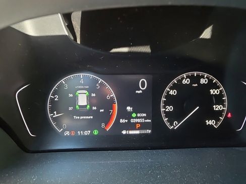 Used 2023 Honda Pilot Touring image 14