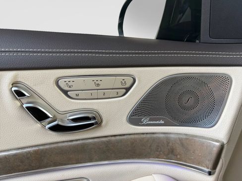 Used 2014 Mercedes-Benz S 550 Sedan image 22