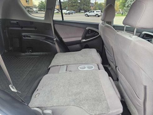 Used 2006 Toyota RAV4 4WD image 32