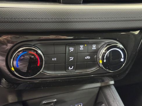 New 2026 Chevrolet TrailBlazer LT w/ Driver Confidence Package FWD image 35