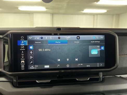 Used 2025 Jeep Wrangler Rubicon w/ Safety Group AWD/4WD image 13