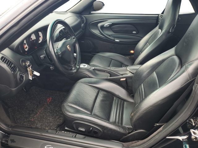 Used 2004 Porsche 911 Carrera 4S AWD/4WD image 9