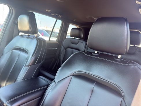 Used 2024 Jeep Grand Cherokee Limited AWD/4WD image 28