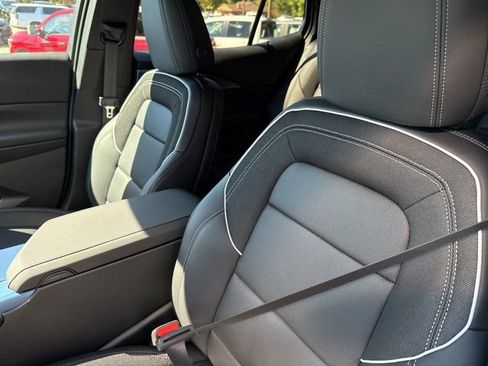 New 2026 Chevrolet Equinox EV LT w/ Convenience Package II image 14