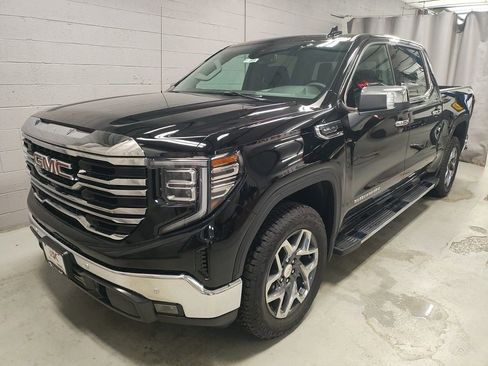 New 2026 GMC Sierra 1500 SLT w/ SLT Premium Plus Package AWD/4WD image 15