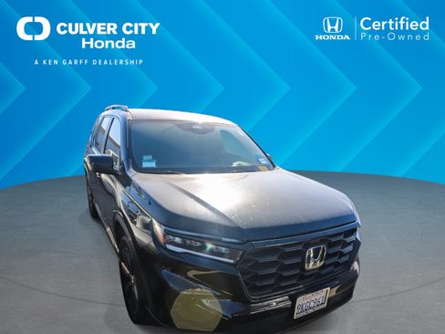 Certified 2024 Honda Pilot Sport image 1
