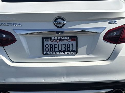 Used 2017 Nissan Altima 2.5 SR FWD image 7