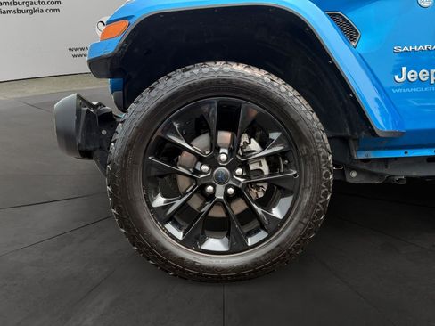 Used 2024 Jeep Wrangler Unlimited Sahara AWD/4WD image 14