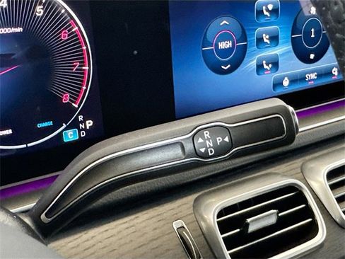 Certified 2025 Mercedes-Benz GLS 450 4MATIC image 17