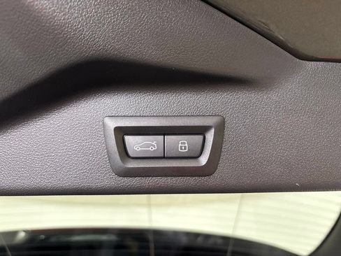 Used 2026 BMW X5 sDrive40i w/ M Sport Package RWD image 34