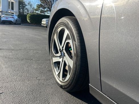 Used 2022 Subaru Legacy Limited image 9