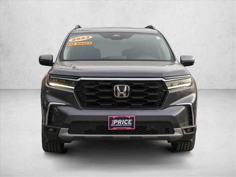 Used 2023 Honda Pilot Elite image 2