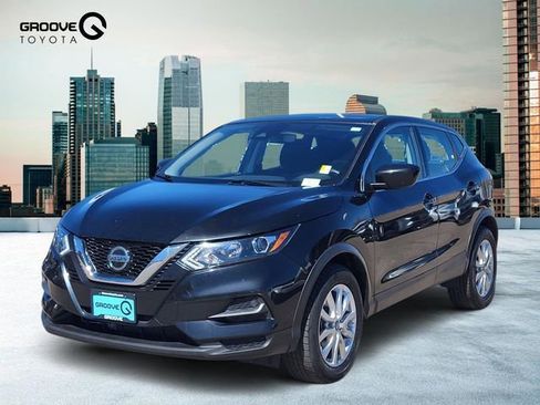 Used 2021 Nissan Rogue Sport S image 1