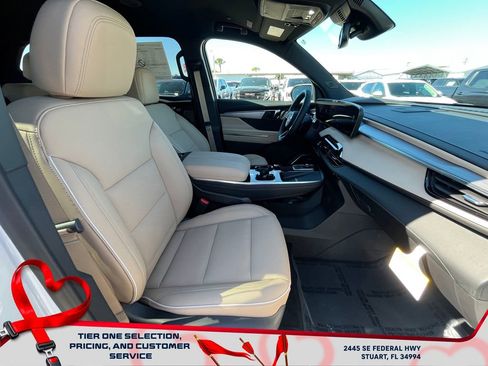 New 2026 Buick Enclave Preferred image 21